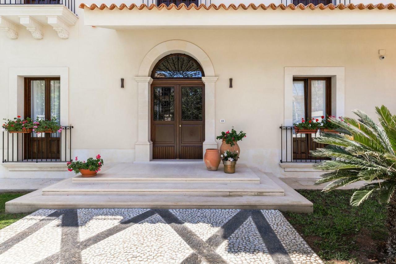 Villa Raphael アヴォラ エクステリア 写真